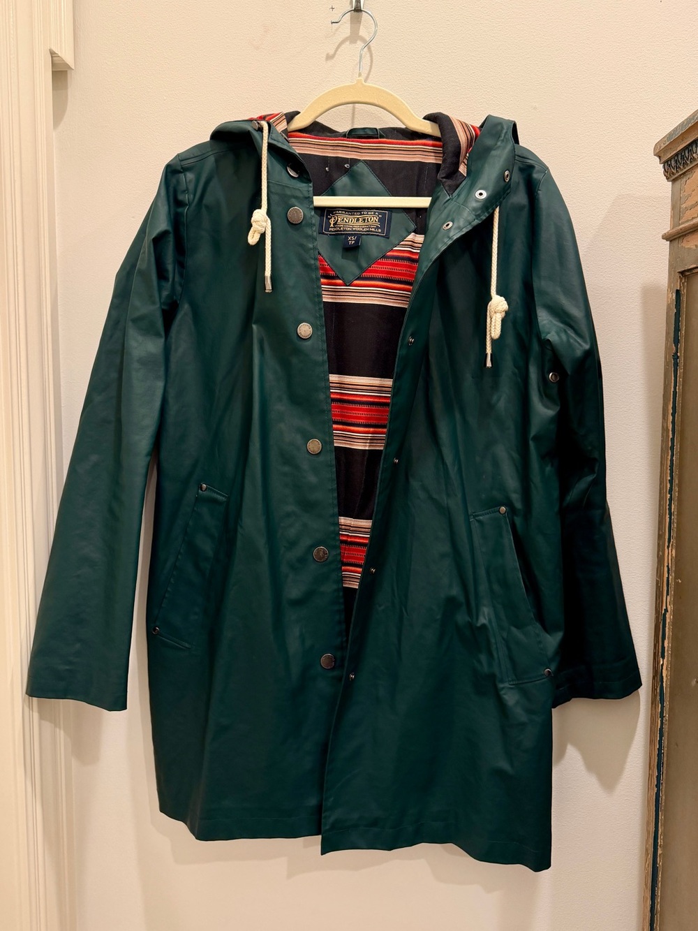 Pendleton Hooded Raincoat Jacket - Dark Green - Picture 4 of 11